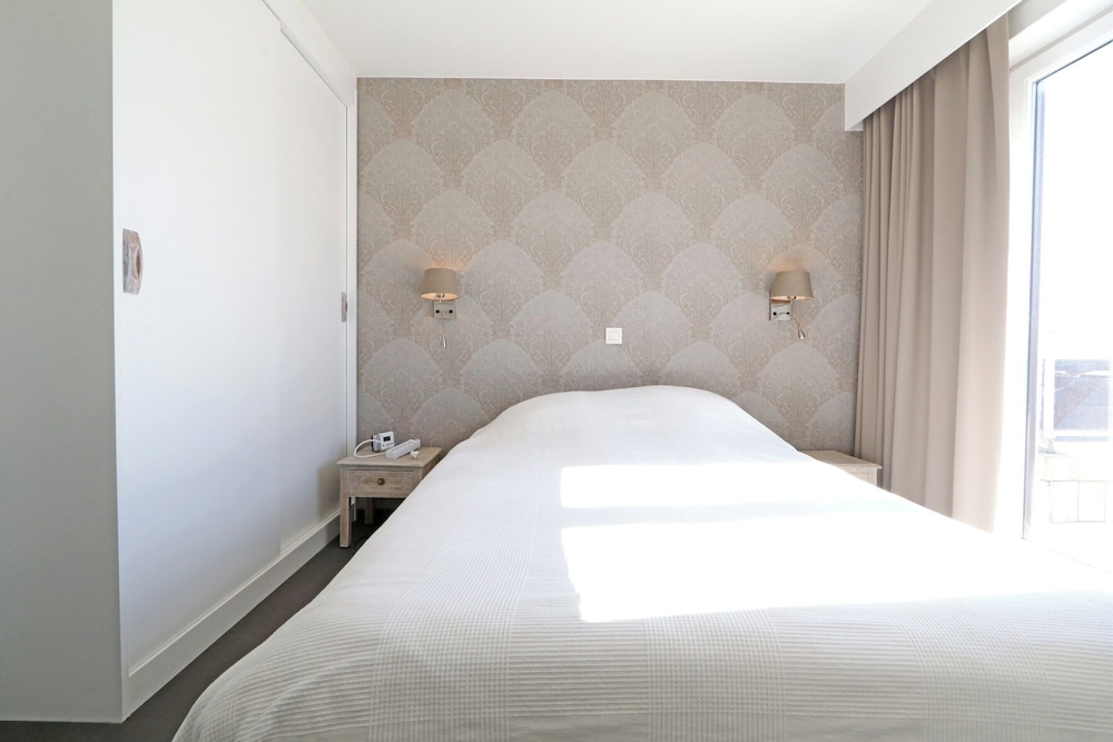 Penthouse in Knokke Near Beach and Lippenslaan