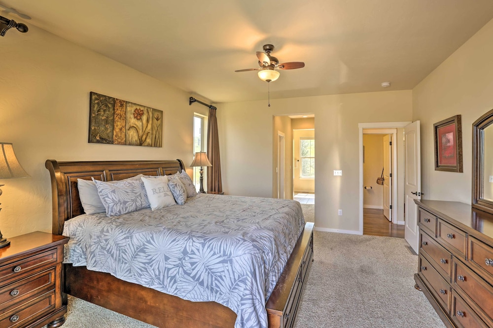 Deluxe Granby Ranch Hillside Home: Private Hot Tub