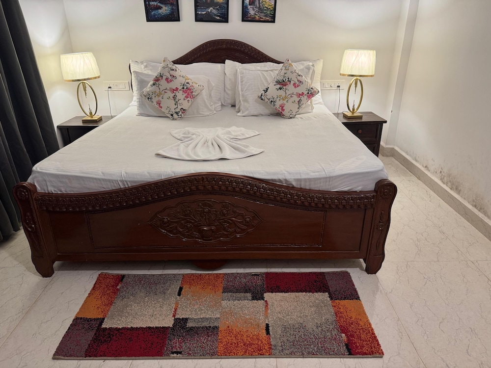 Apricot Inn