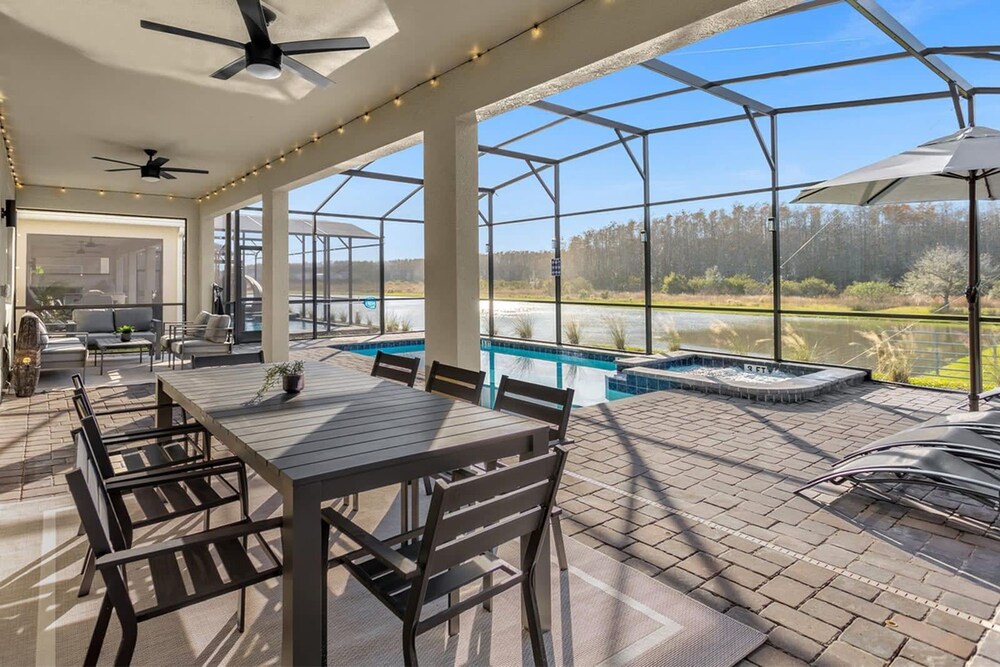 Luxury 9BR Getaway Pool Theater Theme Rooms
