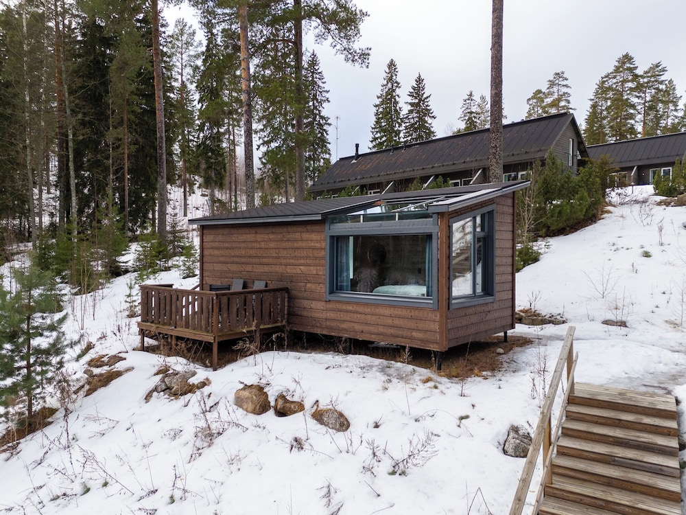 Private & Cozy Suite with lake views