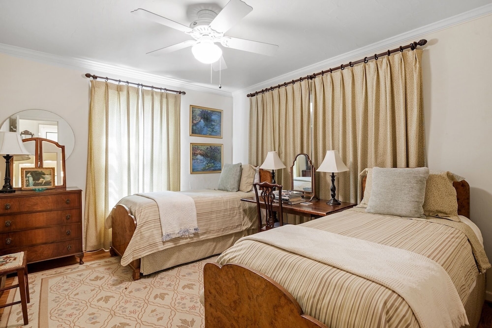 Yellow Rose 2 Bedroom Home