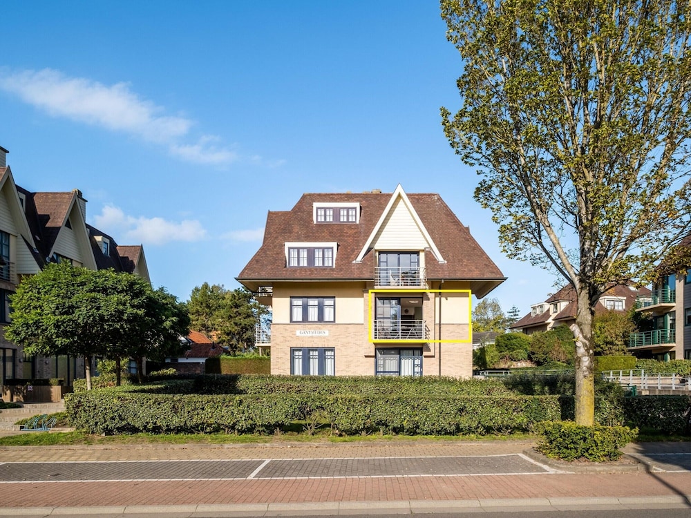 Coxygolf 103 in Koksijde Near the Center