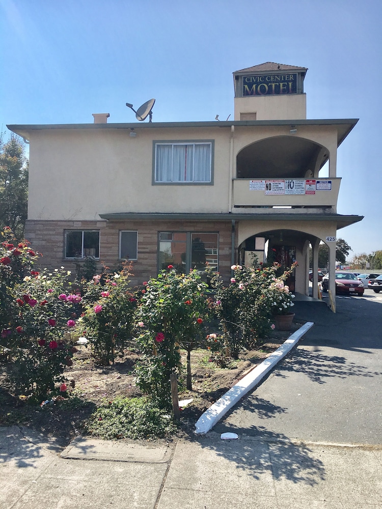 Motel 6 Richmond, CA – Civic Center