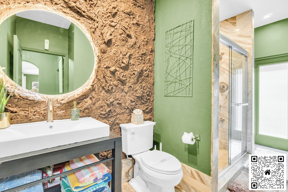 Ethereal Oasis Miami - Heated Pool Spa & Cinema - Prime for Groups