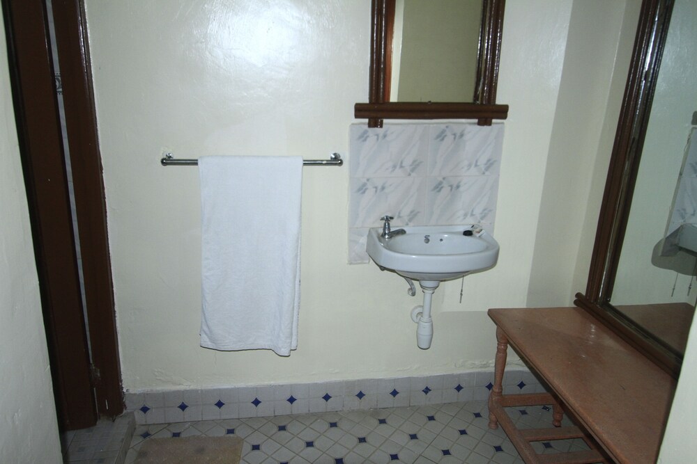 ACK Imani Guest House
