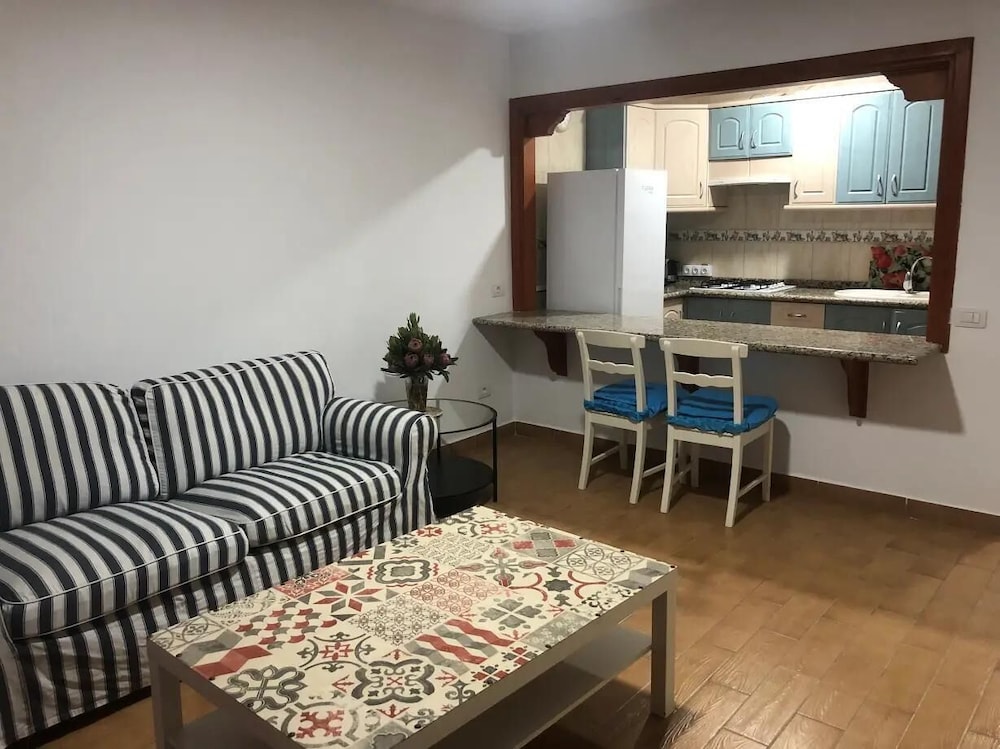 Santiago del Teide Vacations - Apartamento Nicole Los Gigantes - Property Image 4