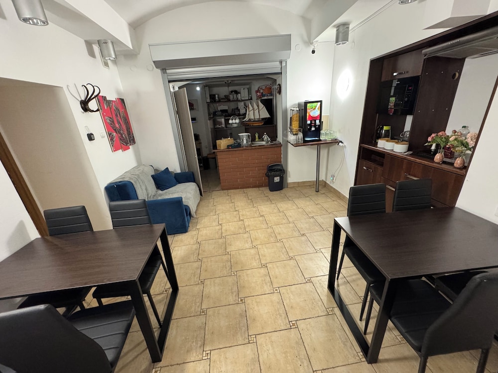 Amber Hostel