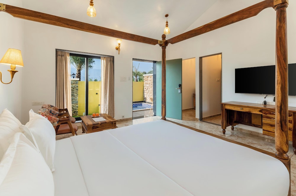 Merriment Luxury Resort & Private Pool Villa, Abu Road