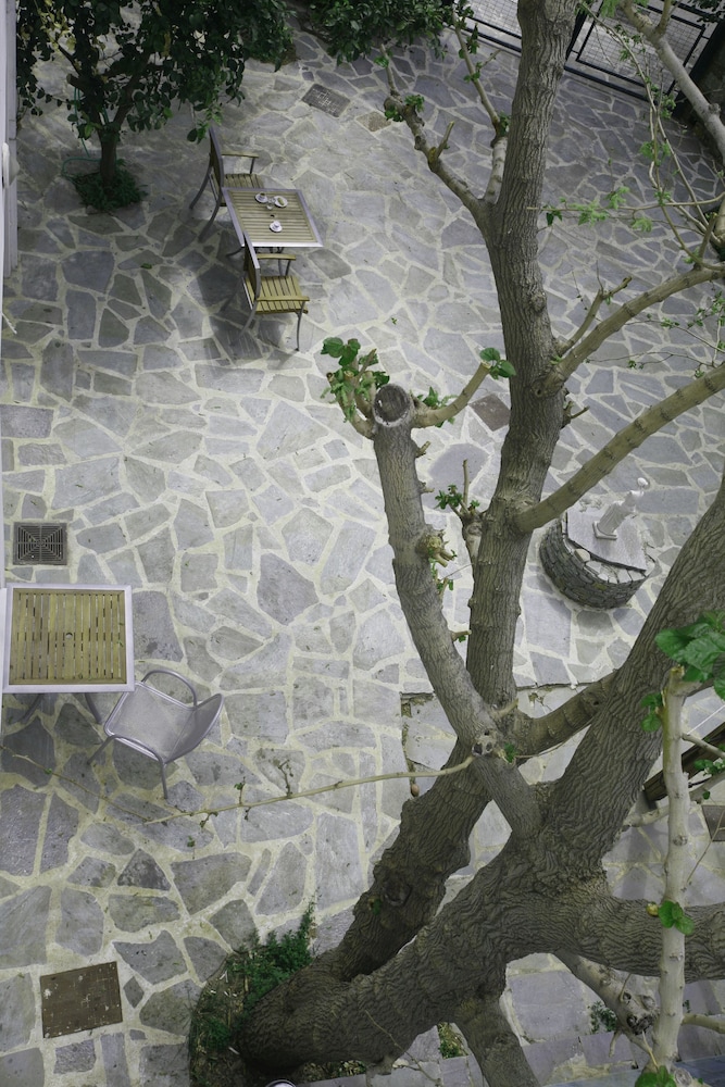 Gikas Apartments