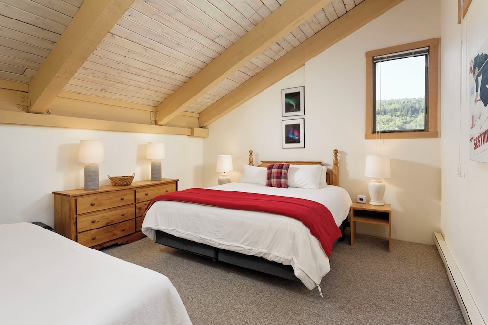 Snowmass Mountain by Snowmass Vacations