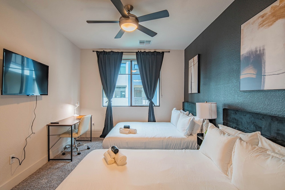 ROVE LIVING/KB - Scottsdale Grand