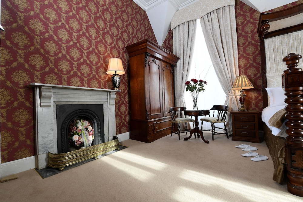 Glenduff Manor House
