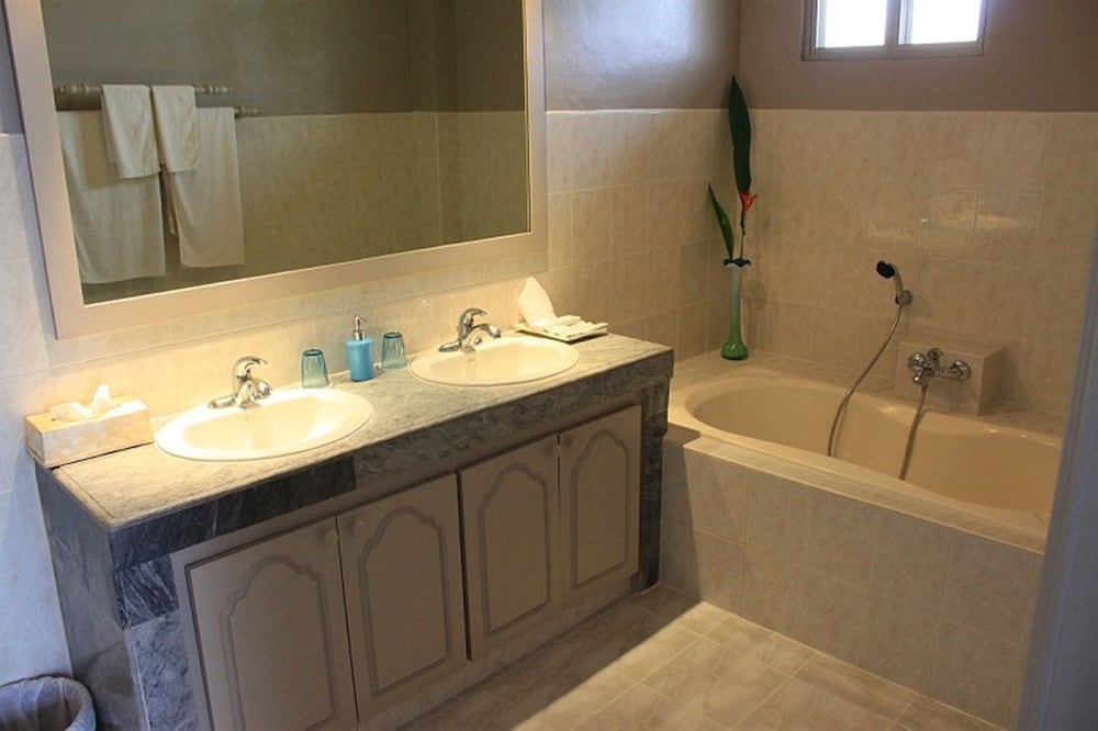 Panglao Pearl Premier White Sand Resort