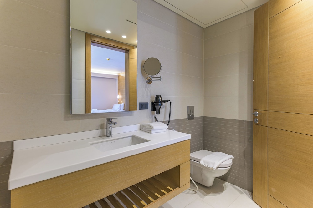 Jounieh Living - Residences by Local Host