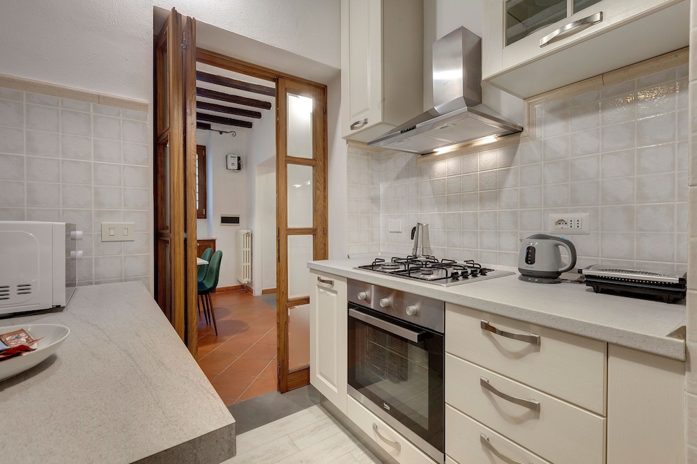 Mamo Florence - Santo Stefano Apartment