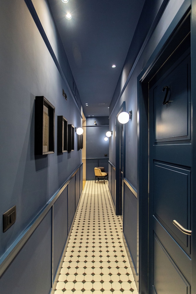 Saint Suites