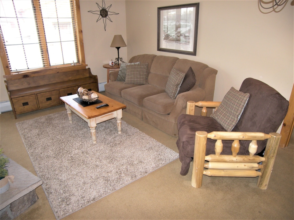 Dakota Lodge 2 Bed 2 Bath
