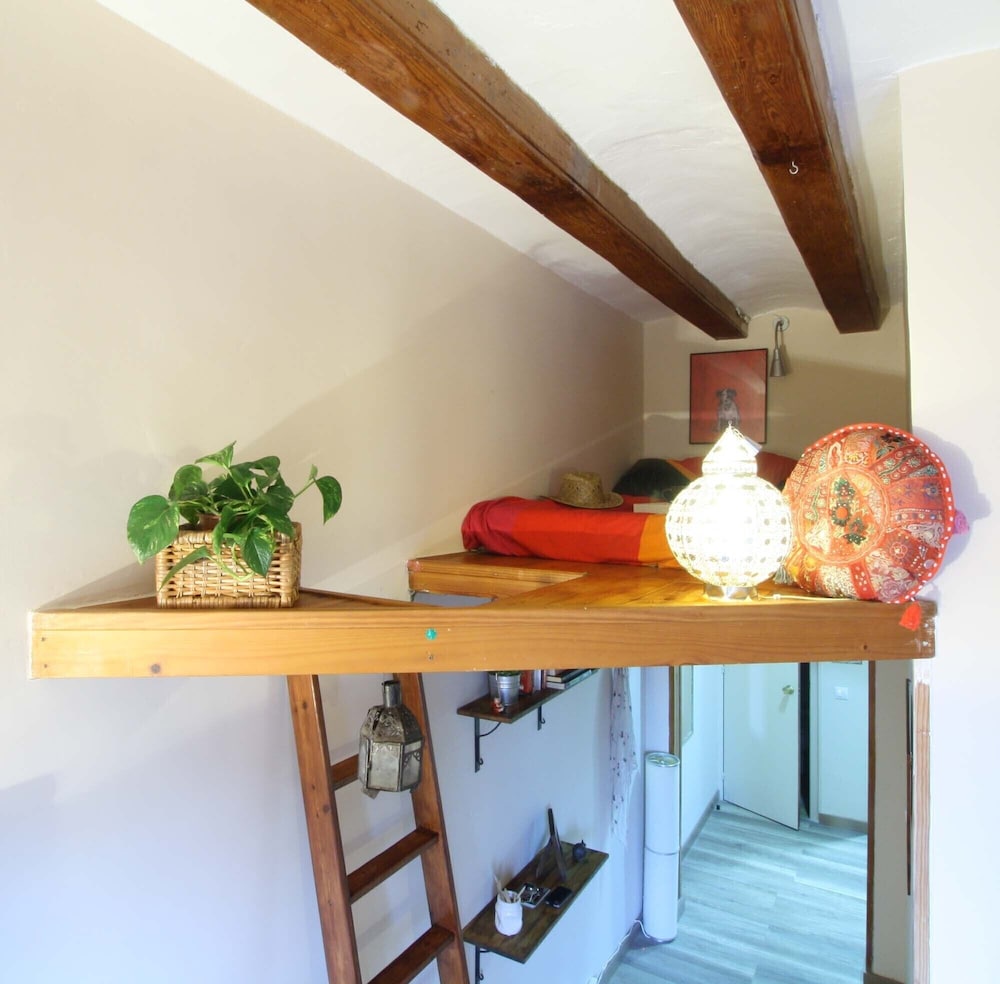 The Wood House Barcelona photo 2