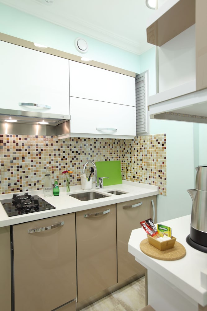 Lir Residence Suites - Image 13