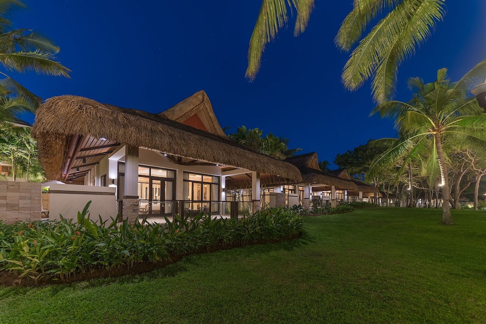 Hotel Henann Resort Alona Beach - Image 1