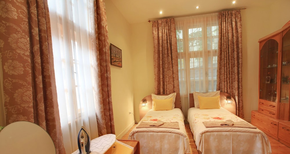 Guesthouse Tomovi