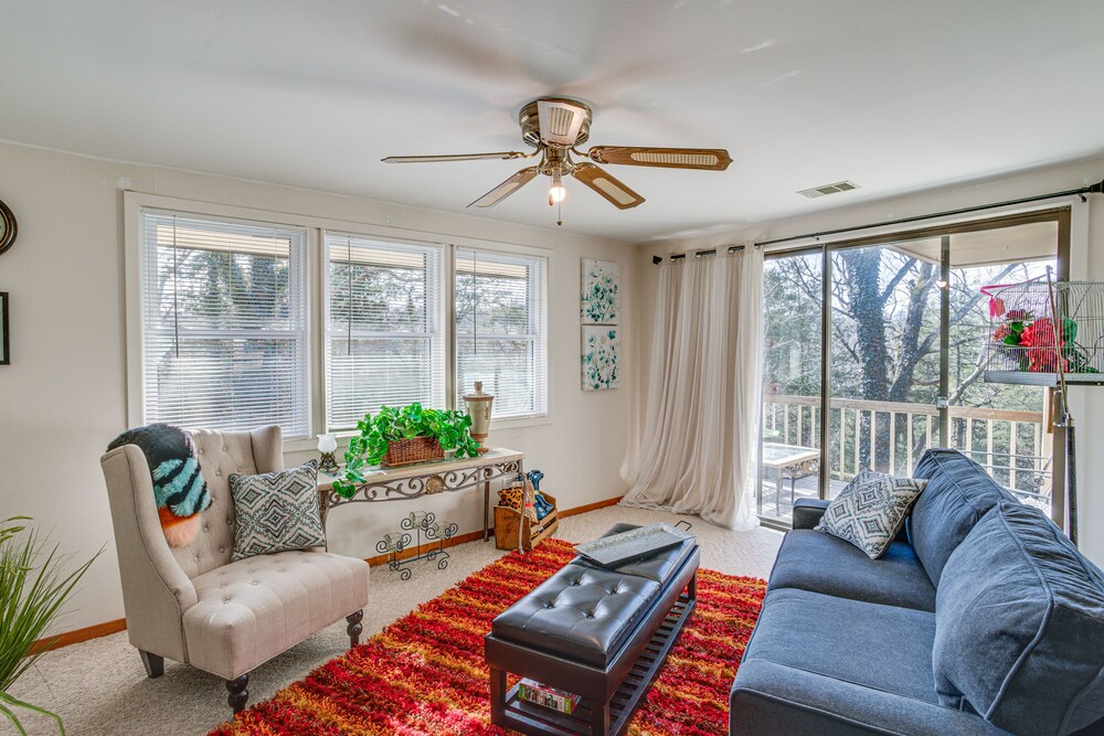 Cherokee Village Townhome w/ 3 Community Pools!