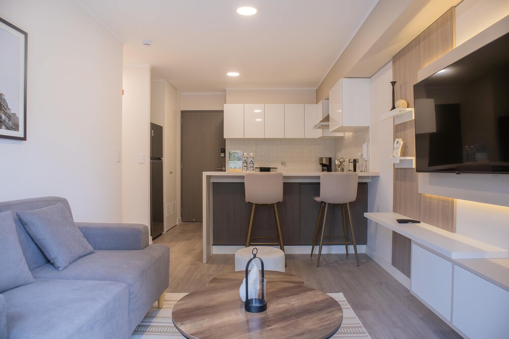 w Bright 1BR w Balcony in Miraflores