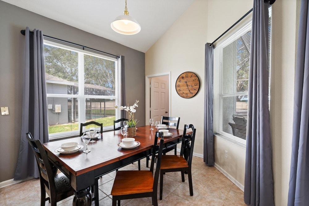Windsor Palms Resort 5 Bedroom Home with Game Room 5 Home