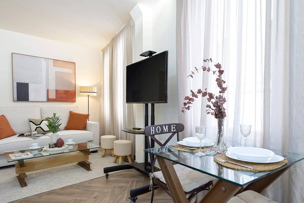 Bright Apartment in Sevilla Center. Murillo VI