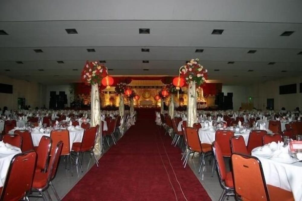Bahari Inn Tegal