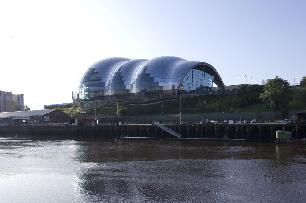 Premier Inn Newcastle City Centre - Quayside — photo 8