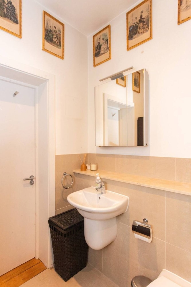 Homely 1 Bedroom Apartment in the Heart of Vibrant Camden