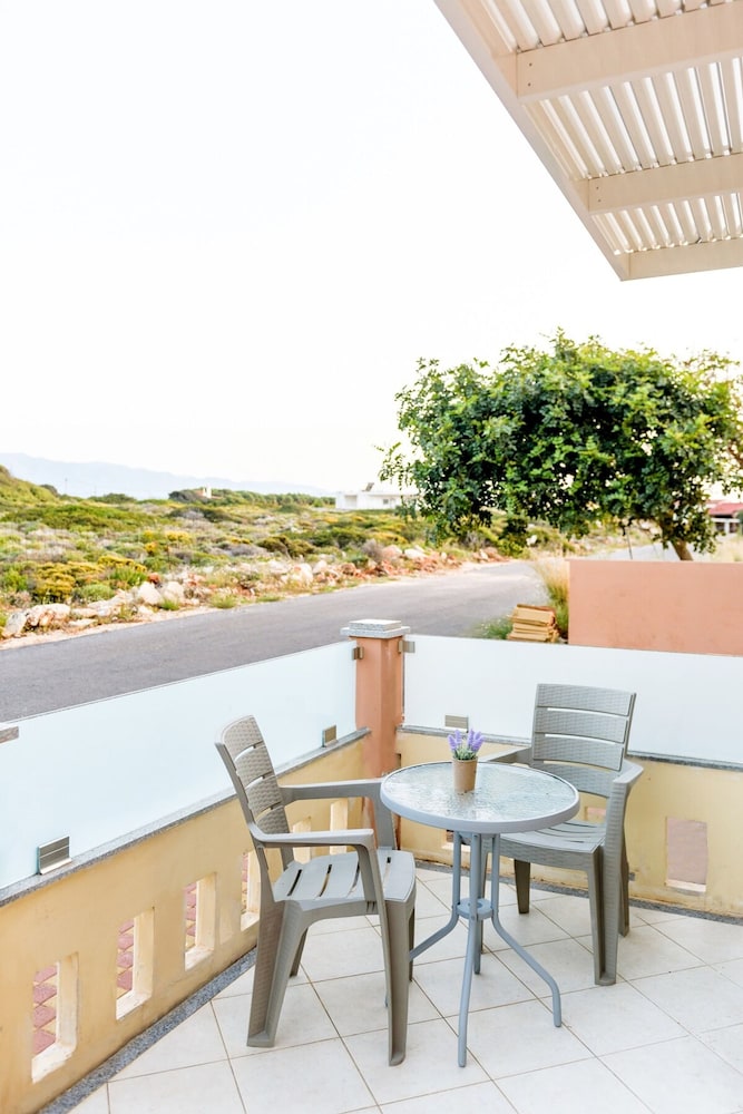 Stavros Marillia Apartment With Porch