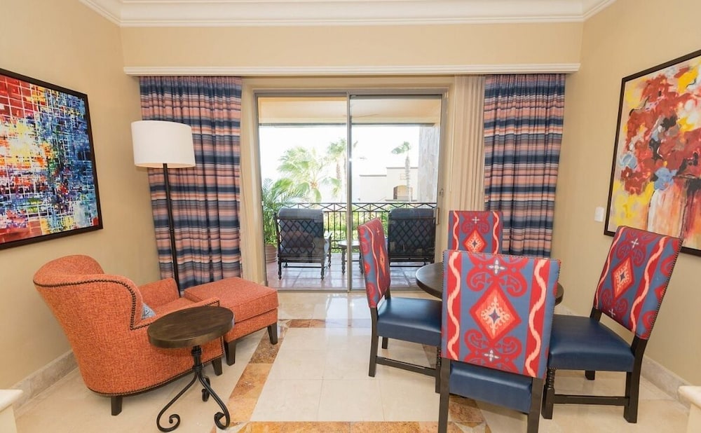 Pueblo Bonito Sunset Beach Cabo