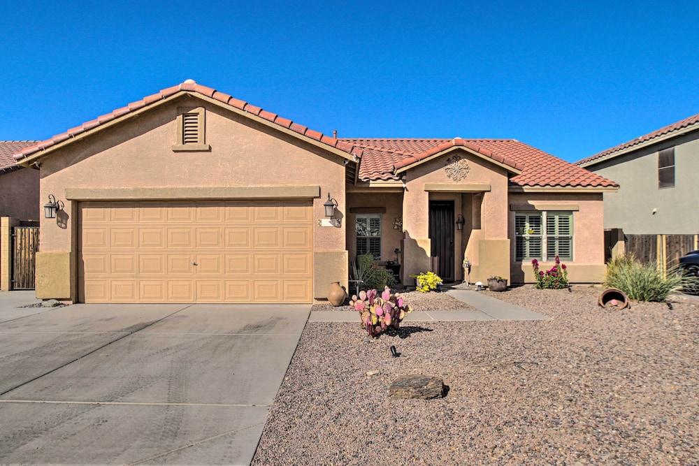 Spacious Phoenix Retreat w/ Patio & Yard! view 4
