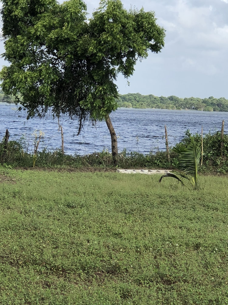 Captains Bird Safari Lodge