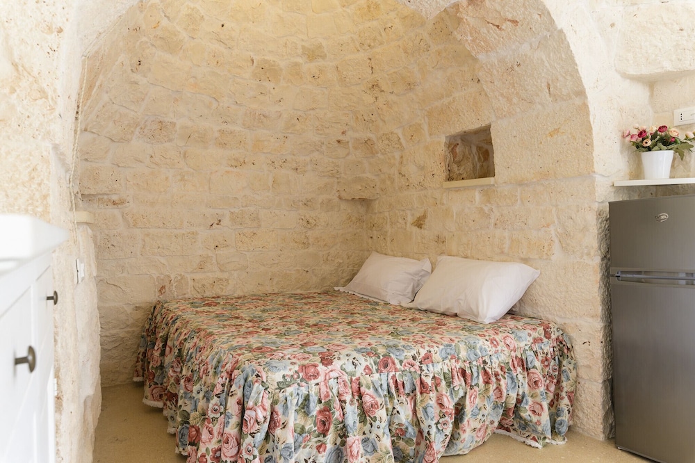 Trullo Puspo by Wonderful Italy
