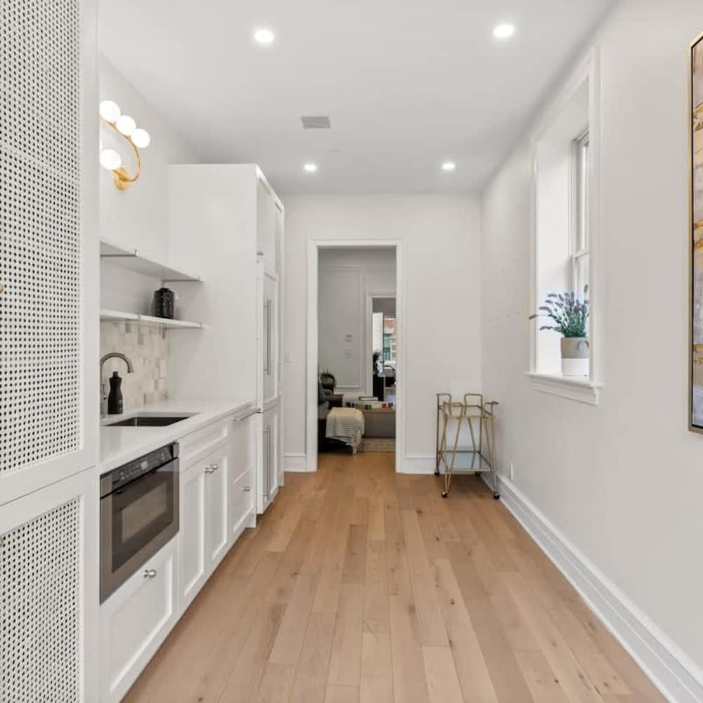 Riverside by Rove Travel 7BR Modern Townhouse