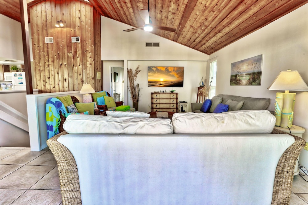 Valdes Cottage