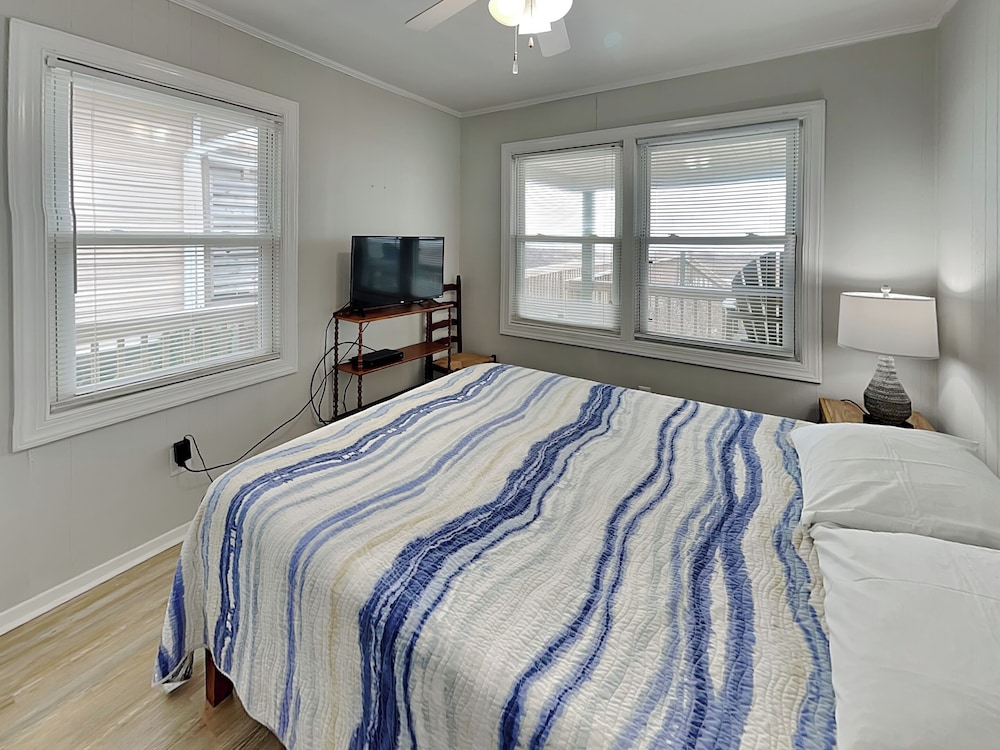 You-N-Sea by Topsail Realty