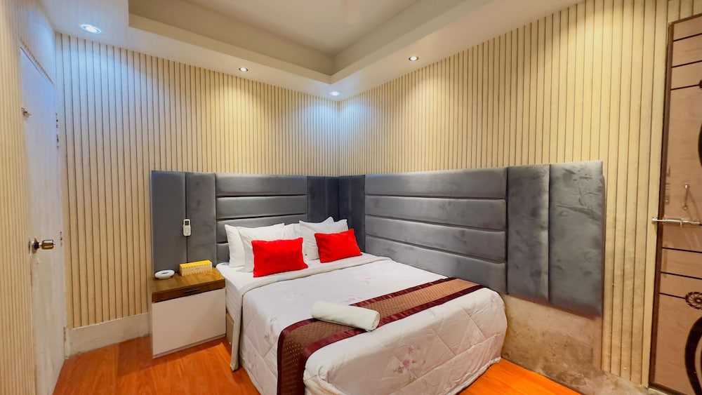 Rezala Sweet Home Uttara