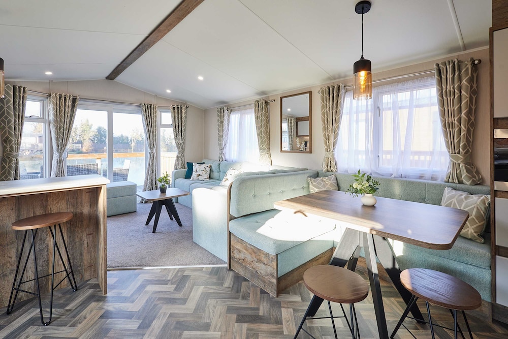 Host Stay Serenity