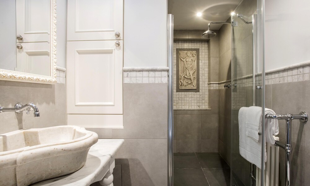 Il Bacio Luxury Spanish Steps Penthouse With Terrace Perfect