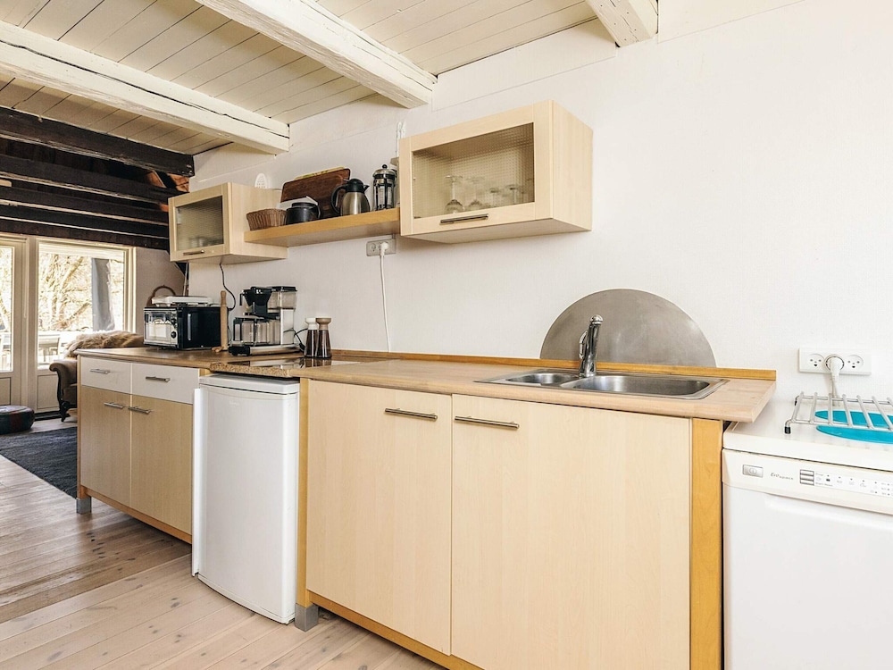 6 Person Holiday Home in Rodby