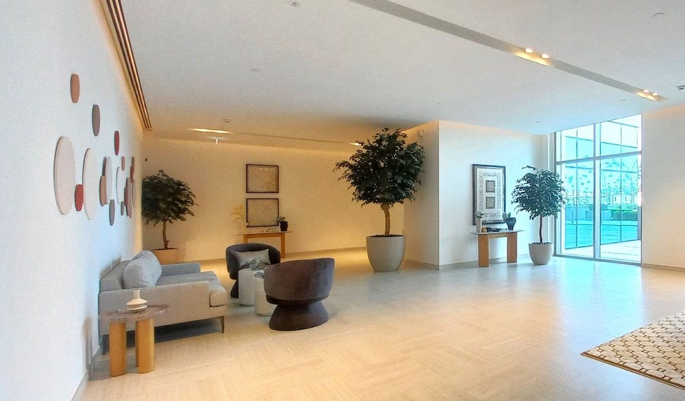 Lavish 2BR in Downtown Views Close to Dubai Mall Burj Khalifa