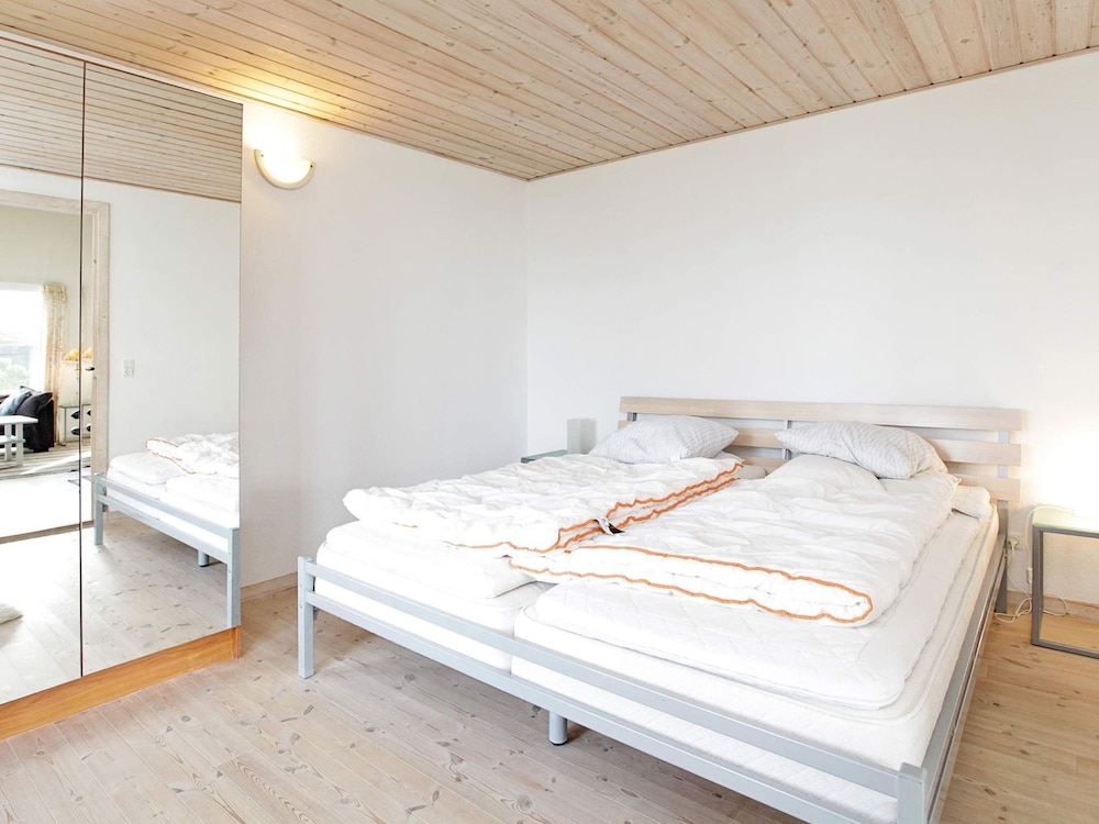 6 Person Holiday Home in Praesto view 3