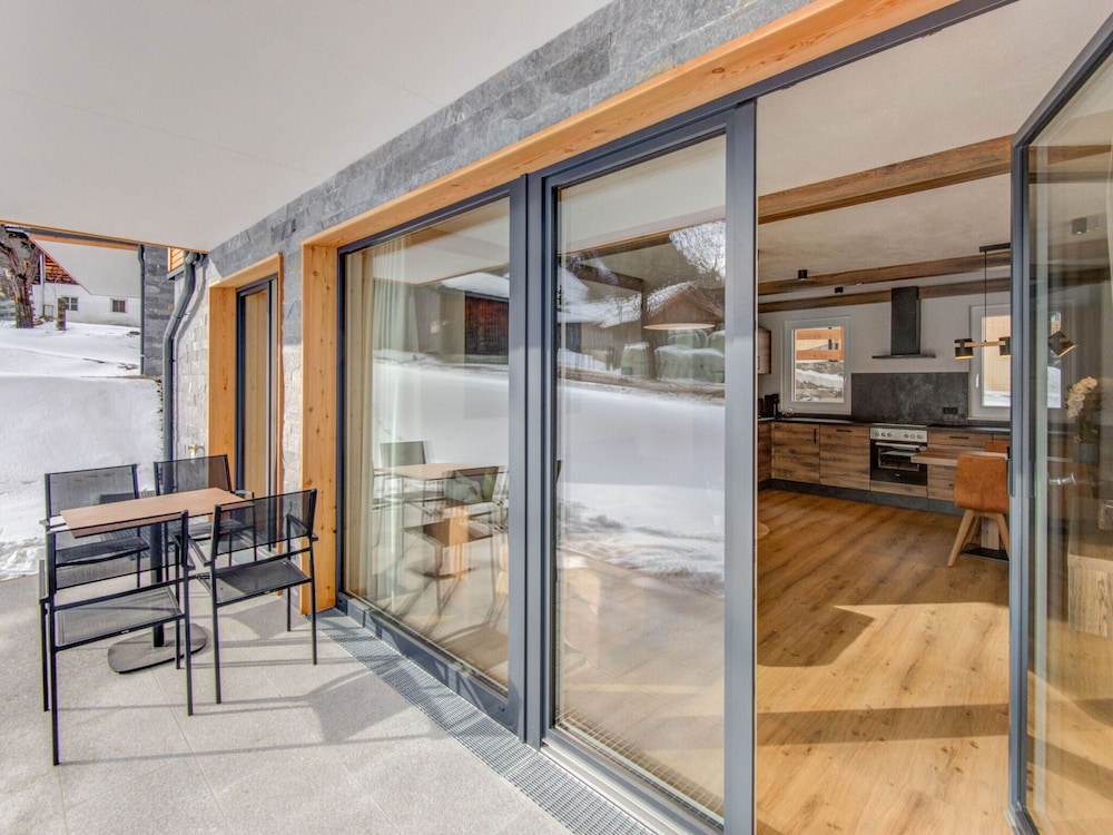 Golden Lodges Rauris Resort With ski Storage