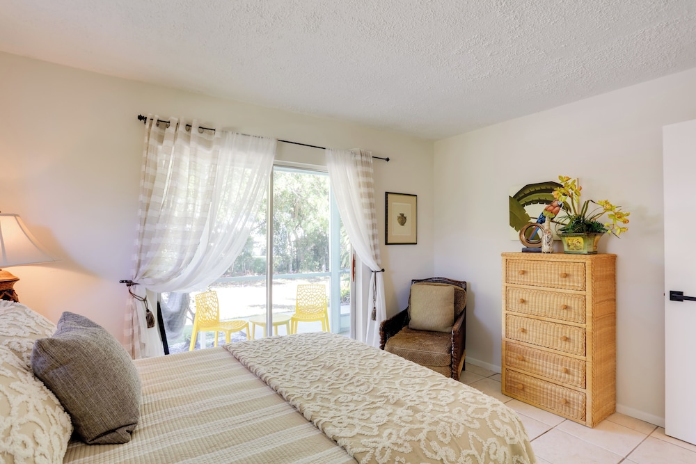 2 Mi to Hobe Sound Beach: Townhome w/ Lanai