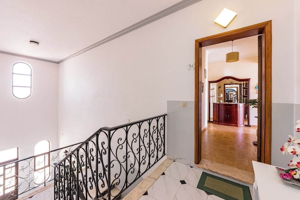 Seaside Charm in Gale - 2 Bedroom W/big Terrace